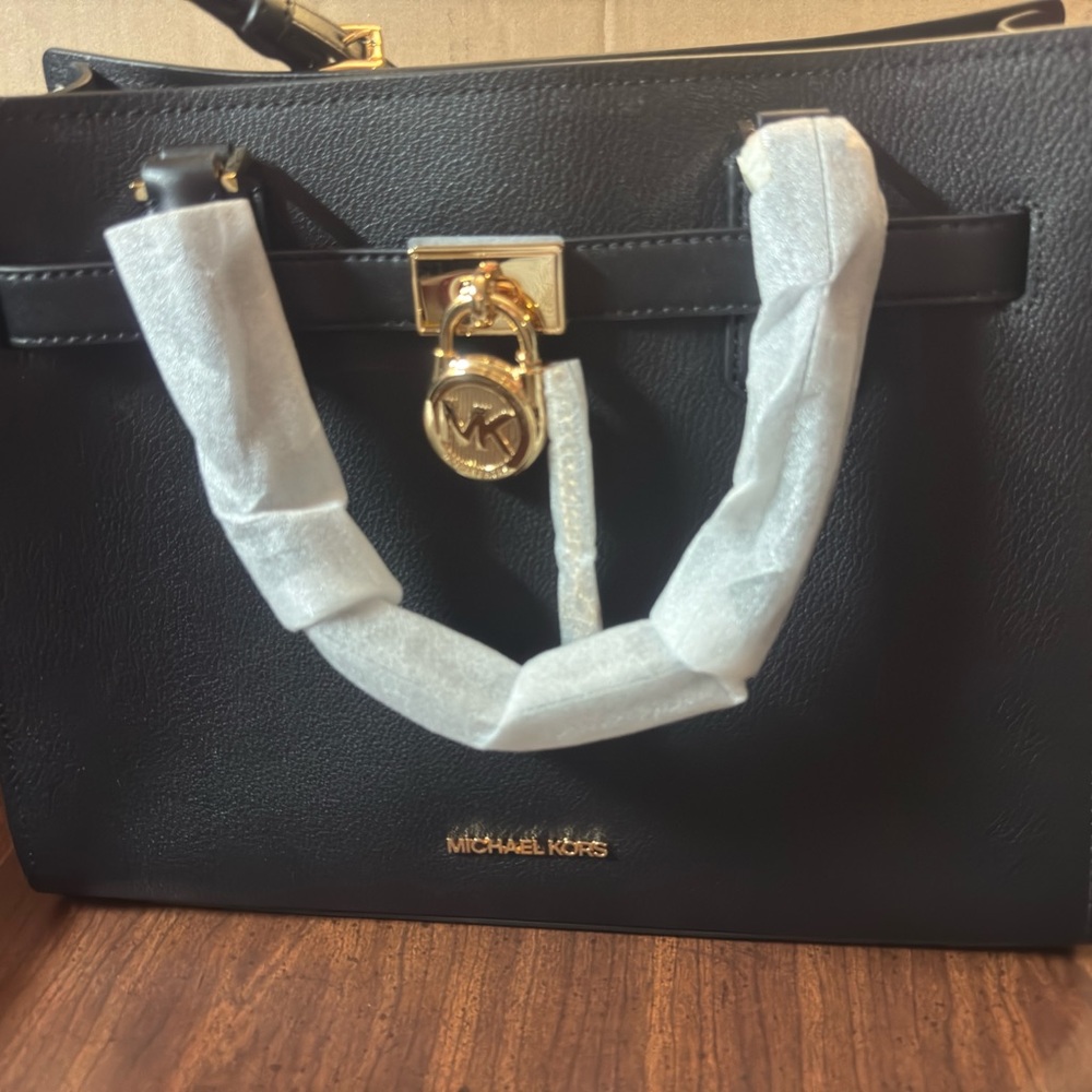 Michael Kors Hamilton in Gold